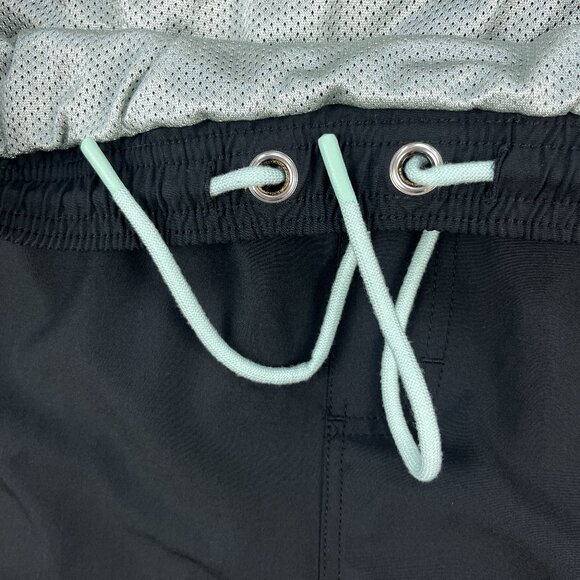 Huk Capers Swim Trunks Mens XL Black Mesh Lined Pockets Drawstring Fishing - Picture 9 of 13